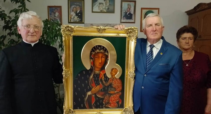Kościół i Religia, Zdzisław Sawczuk kościelny parafii Staninie odchodzi emeryturę Pracował rzecz Wspólnoty piękne pół wieku - zdjęcie, fotografia