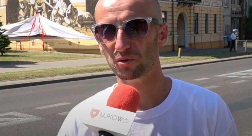 Adam  Tupza Kopeci, autor łukowskich murali 