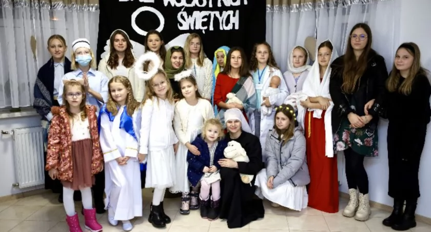 Pogoda , Świętych Jedlance radość integracja parafii Chrystusa Króla - zdjęcie, fotografia