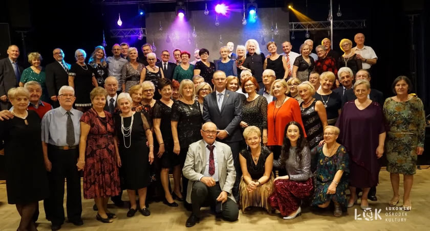 Łukowski Uniwersytet Trzeciego Wieku. Bal Andrzejki Seniorów. Fot. LOK