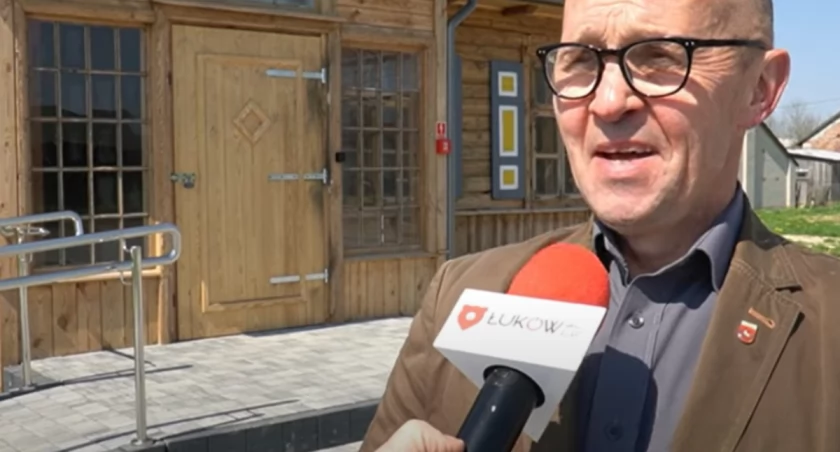 Biznes , droga Gołaszynie chwila! rozstrzygniecie - zdjęcie, fotografia