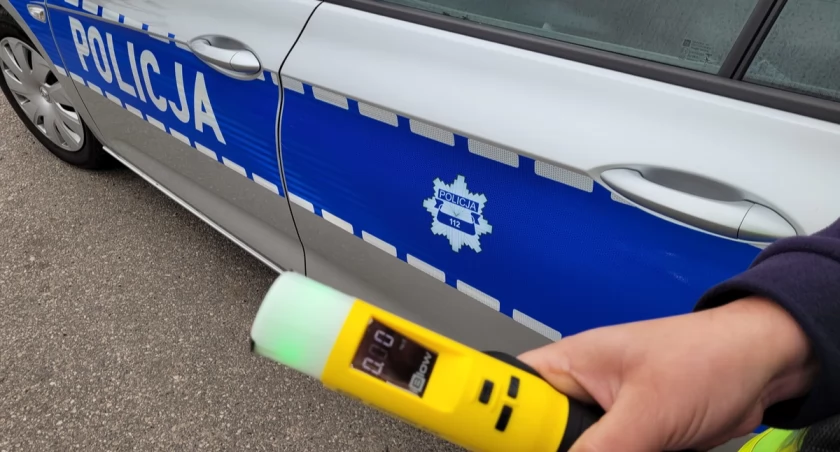 zadowalające. Nietrzeźwi kierowcy muszą liczyć się z surowymi konsekwencjami. Policja w Łukowie  apeluje o odpowiedzialność i trzeźwość za kierownicą, dbając o bezpieczeństwo wszystkich uczestników ruchu drogowego.