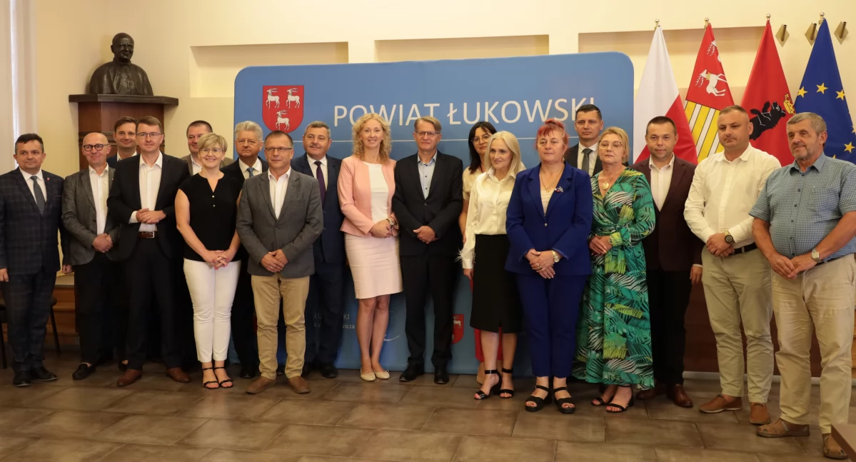 Polityka, Łuków inwestycje drogowe dofinansowaniem Rządowego Funduszu - zdjęcie, fotografia