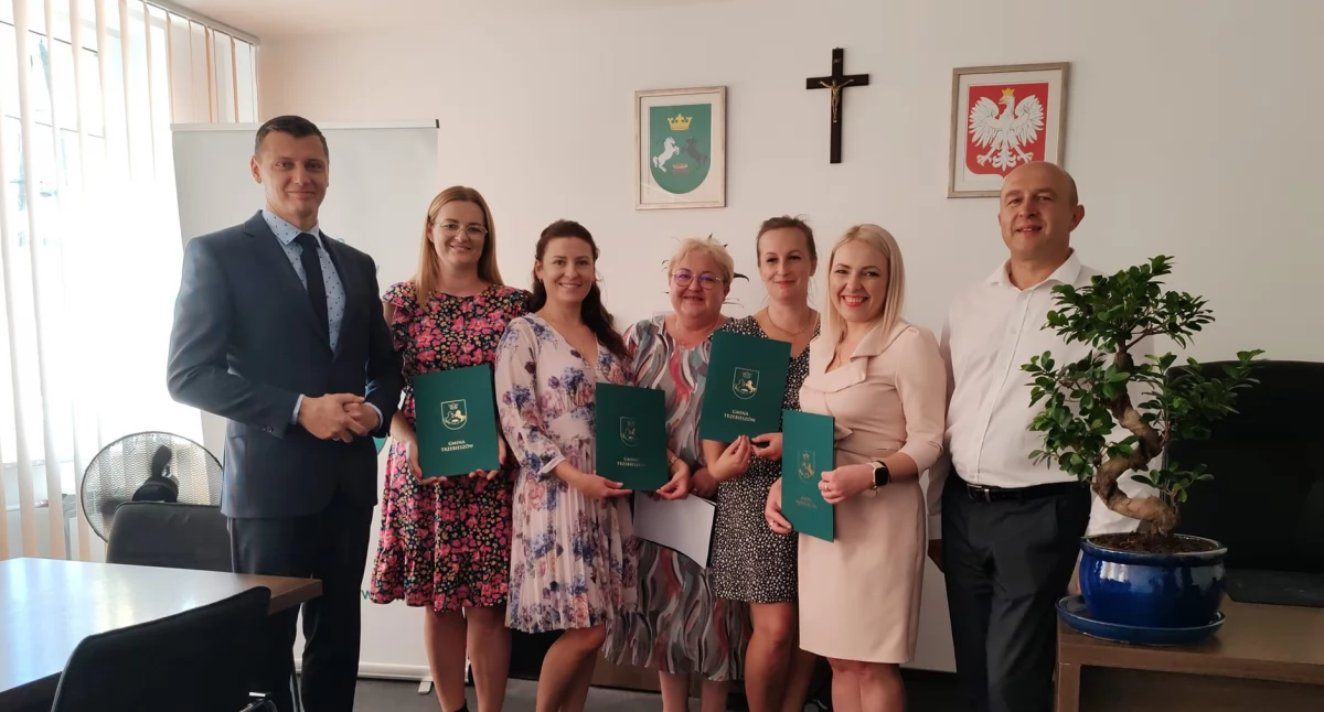 Polityka, sołtysi Gminie Trzebieszów Wójt Andrzej Hryciuk gratuluje sukcesów - zdjęcie, fotografia