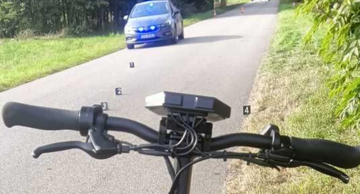 Wypadki, Tragiczny wypadek Żakowoli latek stanie ciężkim upadku hulajnogi elektrycznej - zdjęcie, fotografia