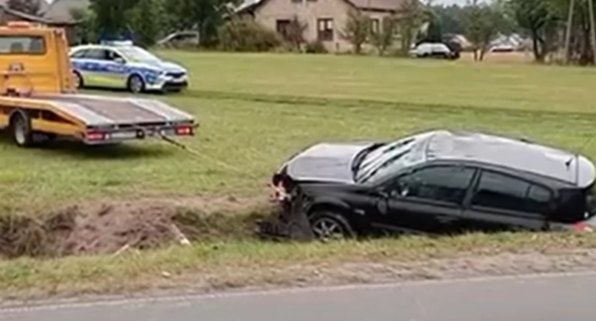 Wypadki, Tragiczny wypadek drodze wojewódzkiej Świdrach - zdjęcie, fotografia