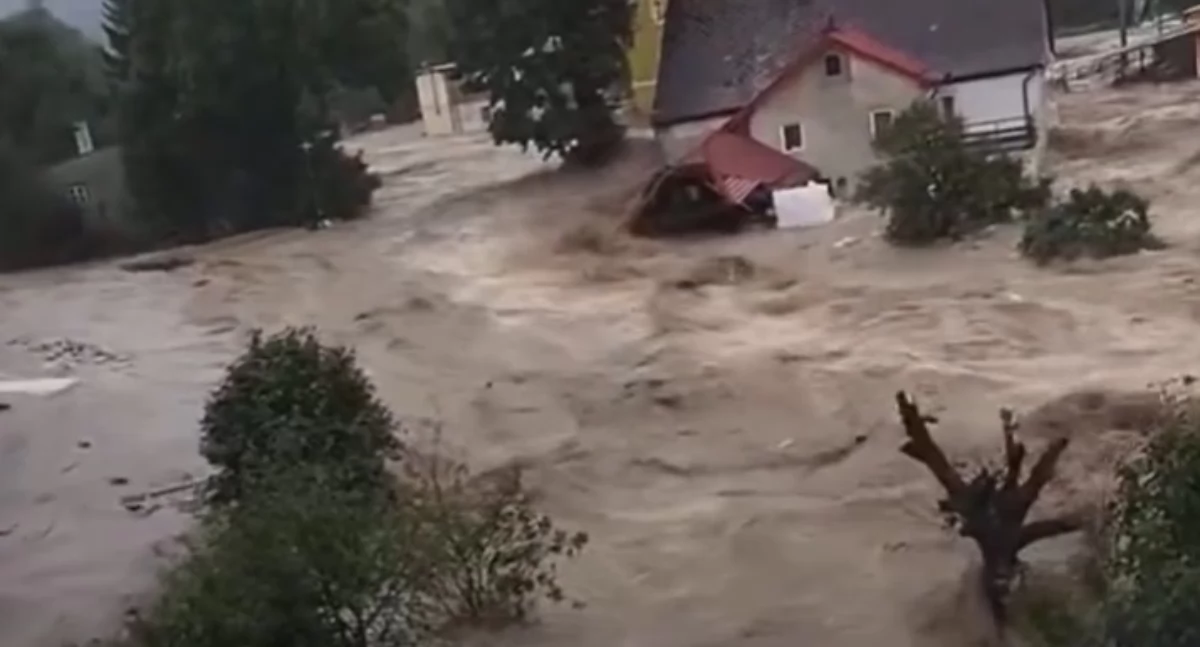 Akcje Charytatywne i Wsparcie, Gmina Łuków ruszają pomocą powodzian! - zdjęcie, fotografia