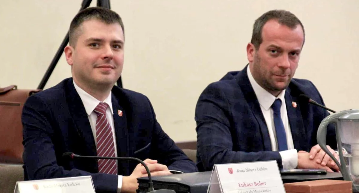 Radni Łukasz Bober oraz Arkadiusz Pogonowski (fot. Alternatywa dla Łukowa)