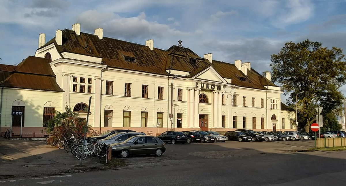 Dworzec PKP w Łukowie
