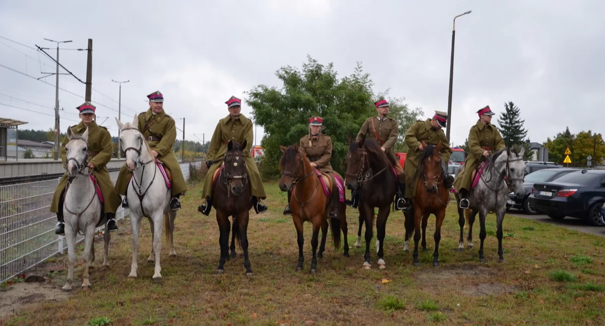 Historia, Uroczystości upamiętniające Kleeberga Krzywdzie historia ożywiona rekonstrukcją - zdjęcie, fotografia