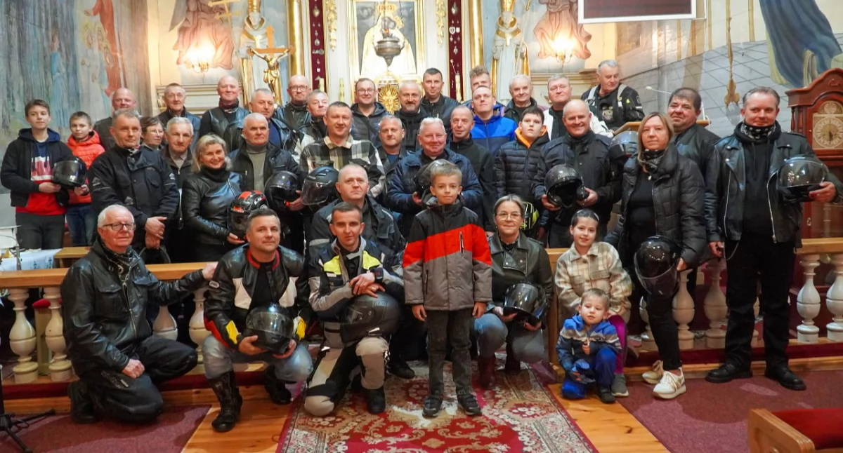 Kościół i Religia, Motoweterani modlili bezpieczeństwo drogach! Święta różaniec intencji motocyklistów Zofiborze - zdjęcie, fotografia