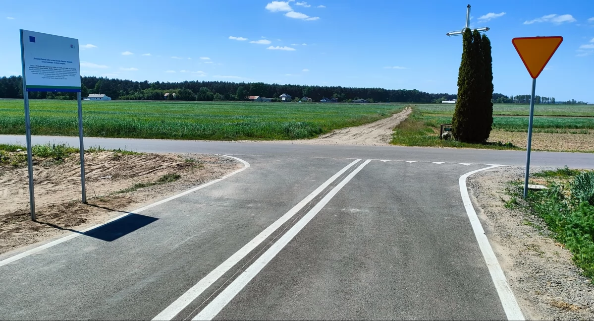 Biznes , Gmina Stanin inwestuje drogi! Zobacz zmieniło - zdjęcie, fotografia