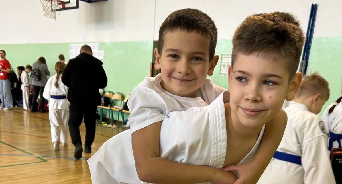 Sukcesy sportowe, Łukowski Karate Kyokushin triumfuje Mikołajkowym Turnieju - zdjęcie, fotografia