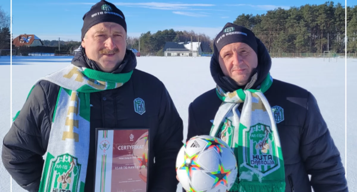 Sukcesy sportowe, Dąbrowa Piłkarski Lider Powiatu Łukowskiego Certyfikatem - zdjęcie, fotografia