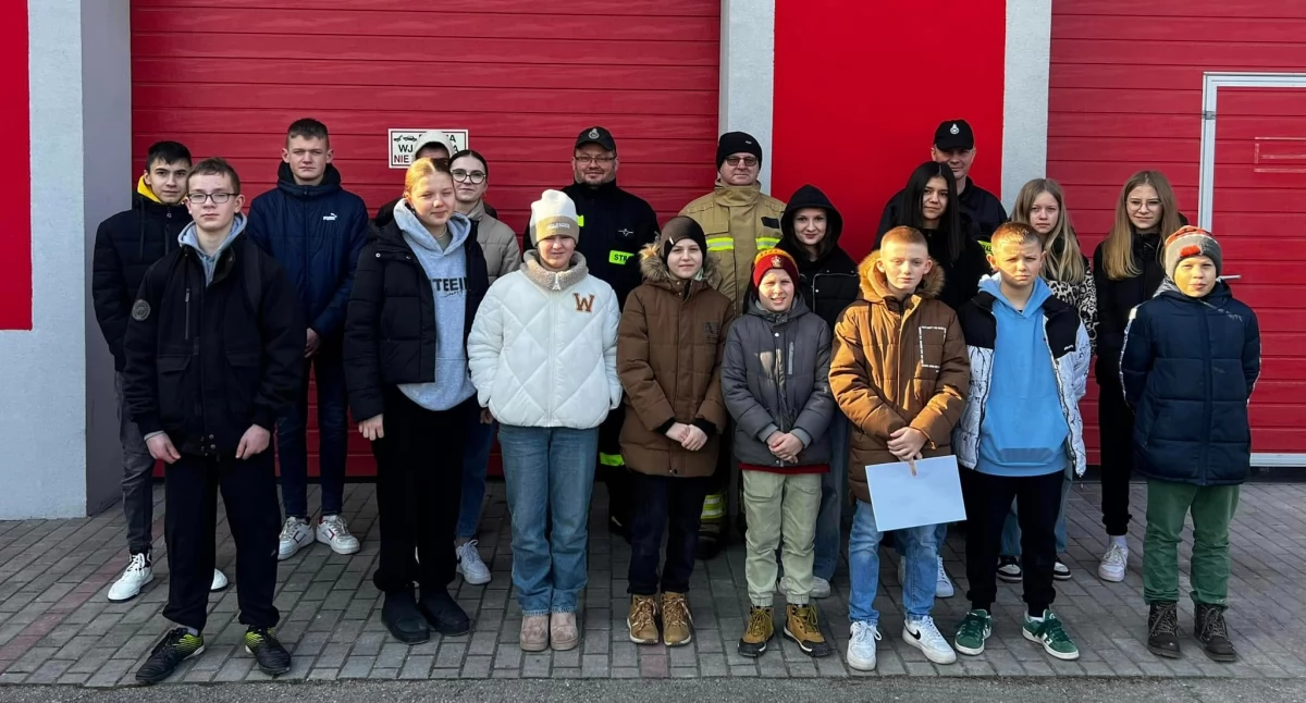 Straż Pożarna, Serokomla Młodzieżowa Drużyna Pożarnicza zyskuje nowych członków - zdjęcie, fotografia