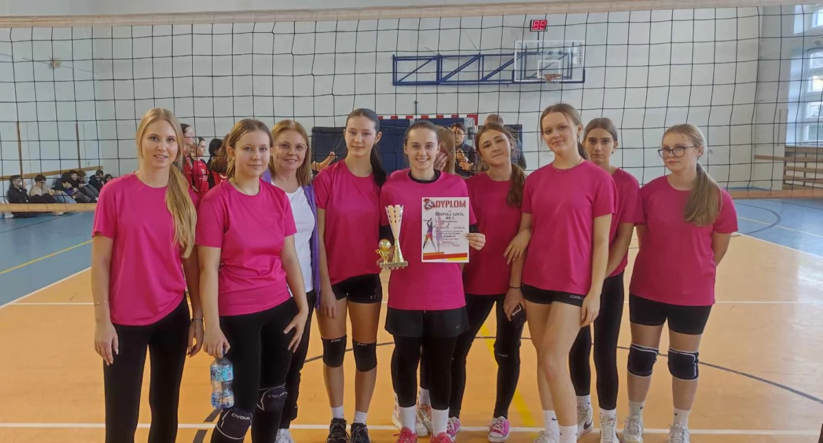 Sukcesy sportowe, Mistrzynie Powiatu! Siatkarki Łukowie zatrzymania! - zdjęcie, fotografia