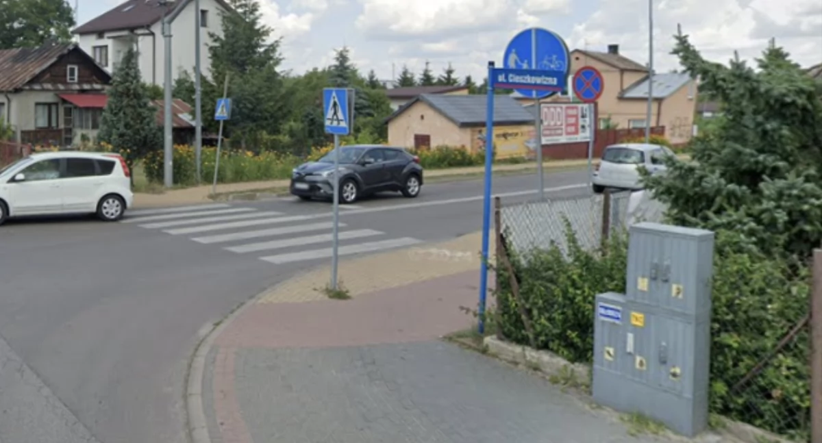 Skrzyżowanie ul. Prusa z Cieszkowizna w Łukowie (fot. Google Maps)