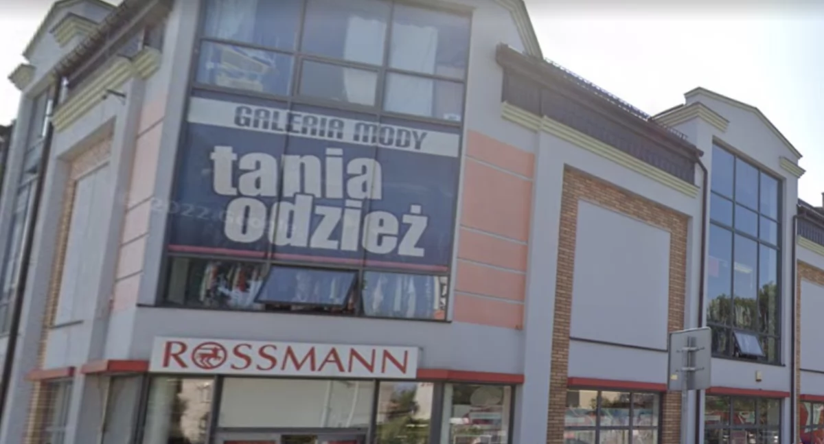 fot. Google Maps/Rossmann przy ul. Nowopijarskiej w Łukowie