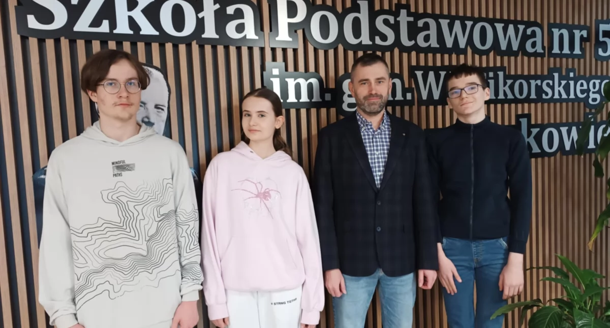 Szkolnictwo, Łuków Finaliści laureaci! Uczniowie triumfują konkursach przedmiotowych - zdjęcie, fotografia