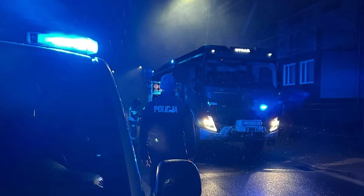Policja, Wielkie brawa Łukowskich Policjantów Uratowali przed ogniem tragedii - zdjęcie, fotografia