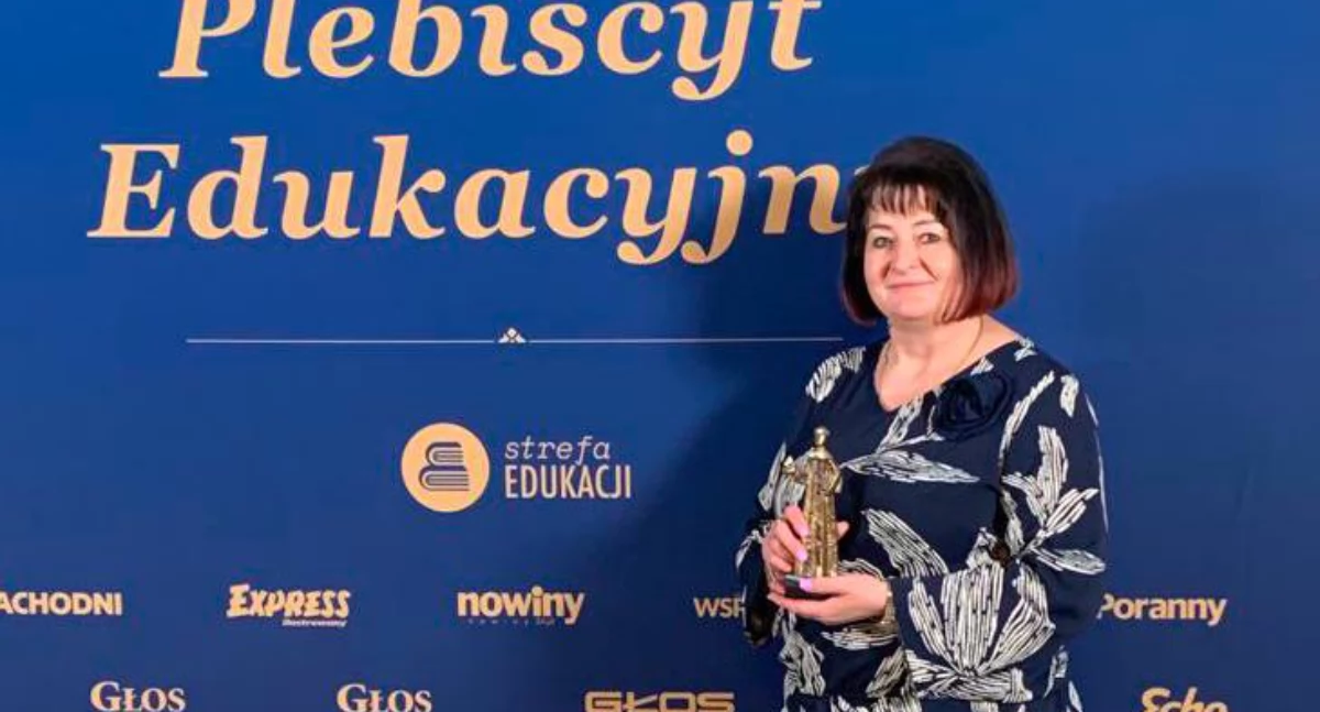 Szkolnictwo, Złota Statuetka Renaty Szydlarskiej! Nauczycielka Wojcieszkowa NAUCZYCIELEM 2025! - zdjęcie, fotografia