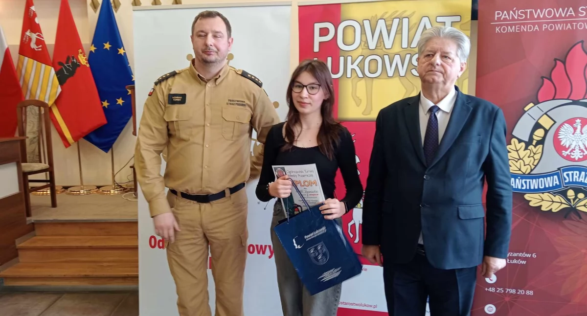 Straż Pożarna, Młodzi mistrzowie wiedzy pożarniczej! Znamy zwycięzców powiatowego etapu Łukowie - zdjęcie, fotografia