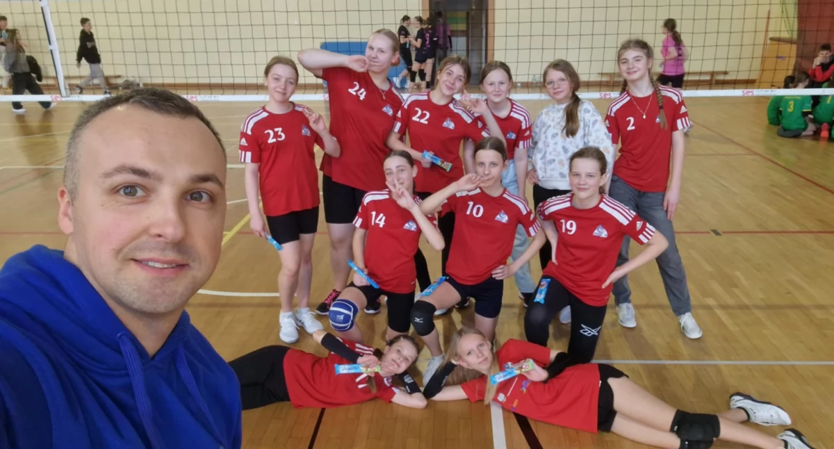 Sukcesy sportowe, Rewelacyjne występy Dragon Wojcieszków Ogólnopolskich Mistrzostwach emocje każdym kroku! - zdjęcie, fotografia