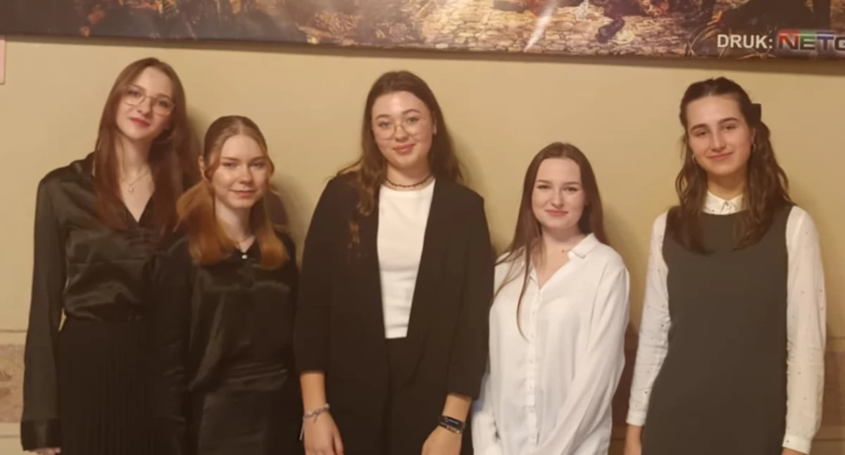 fot. IV Liceum Ogólnokształcące im. Jana Pawła II w Łukowie