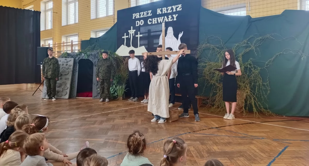 fot. Szkoła Podstawowa im. Świętego Jana Pawła II w Wólce Domaszewskiej
