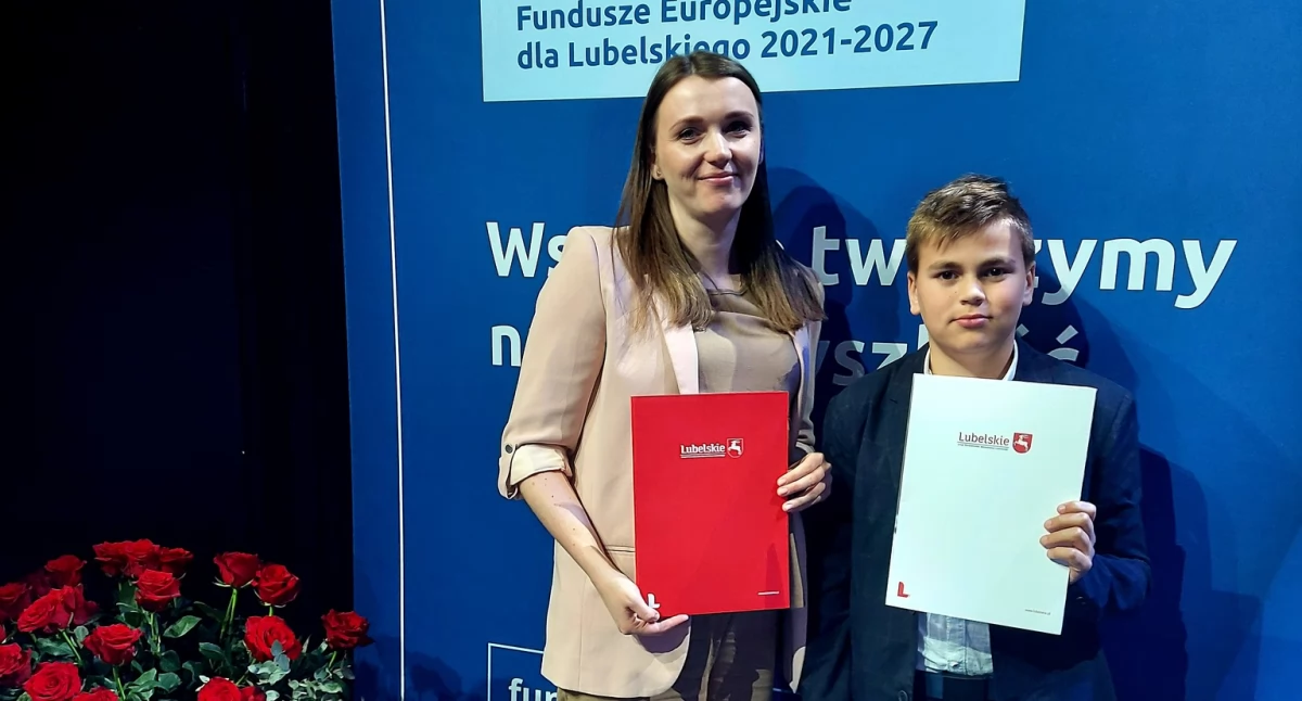 Szkolnictwo, Łukowa podium województwa Cyprian Sulej wśród najlepszych uczniów Lubelszczyzny - zdjęcie, fotografia