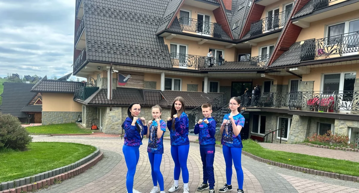 Sukcesy sportowe, Młodzi wojownicy Ikigai Sztuk Walki Stanin uderzają Mistrzostwa Europy! powstrzyma - zdjęcie, fotografia