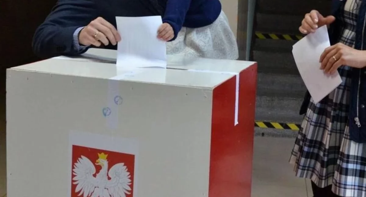 Polityka, Karol Nawrocki zdeklasował rywala powiecie łukowskim Ponad głosów turze wyborów prezydenckich - zdjęcie, fotografia