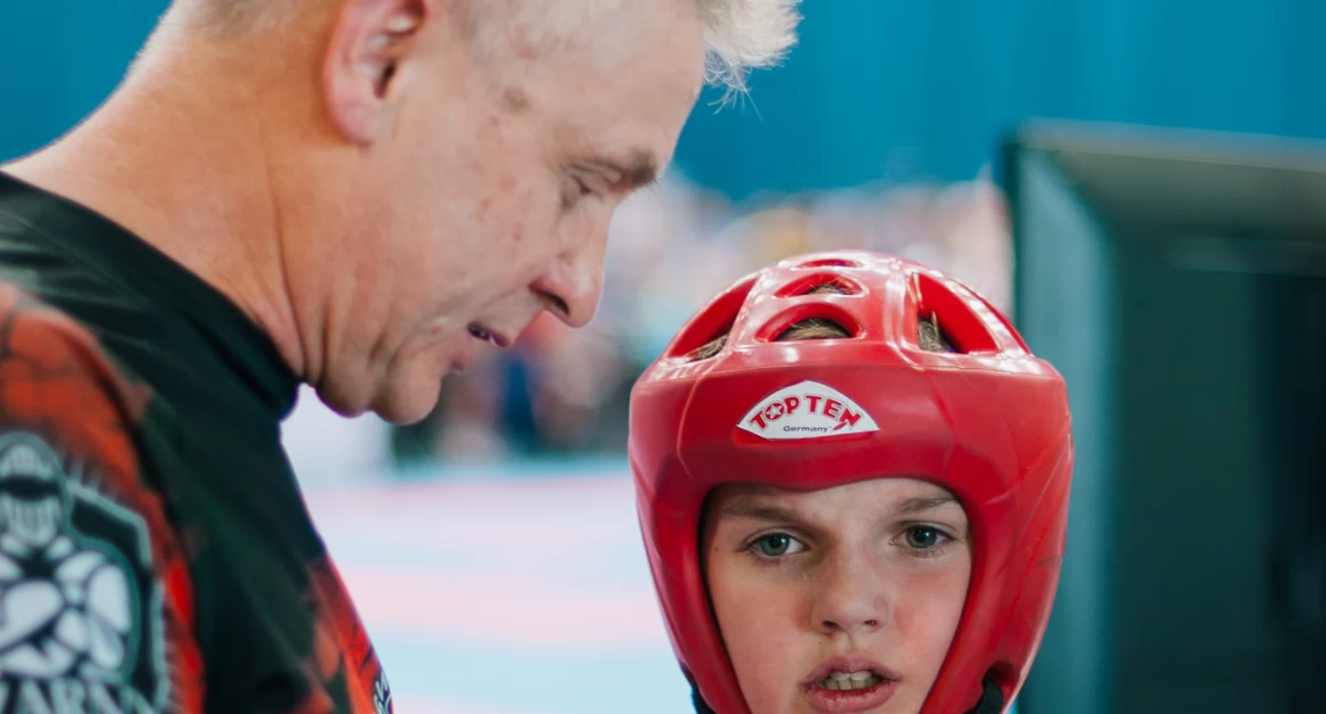 Sukcesy sportowe, Łuków powody dumy! Młodzi wojownicy zdobyli Budapeszt przywożą pierwsze medale Pucharu Świata - zdjęcie, fotografia