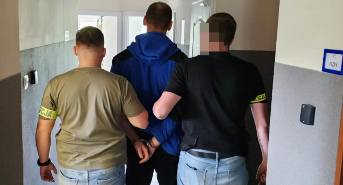 Policja, myślały smakołyk kiełbasie sąsiada czekała śmierć - zdjęcie, fotografia