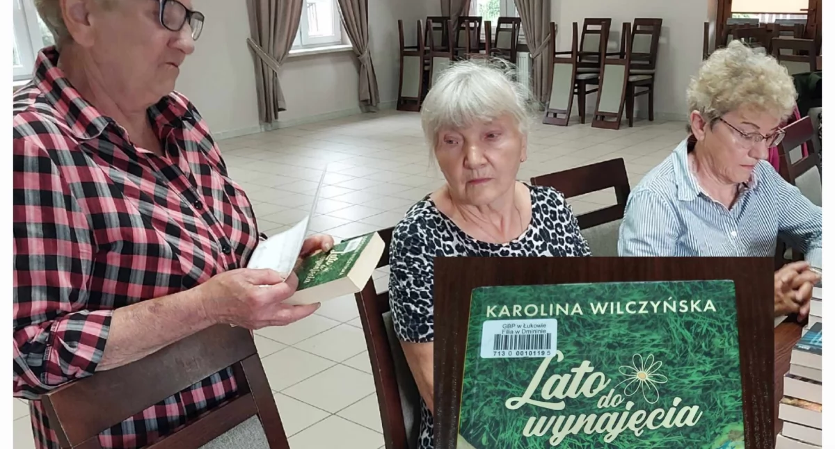 Sztuka, Biblioteka Dmininie tętni życiem! Seniorzy książki przepis międzypokoleniowy dialog który inspiruje - zdjęcie, fotografia