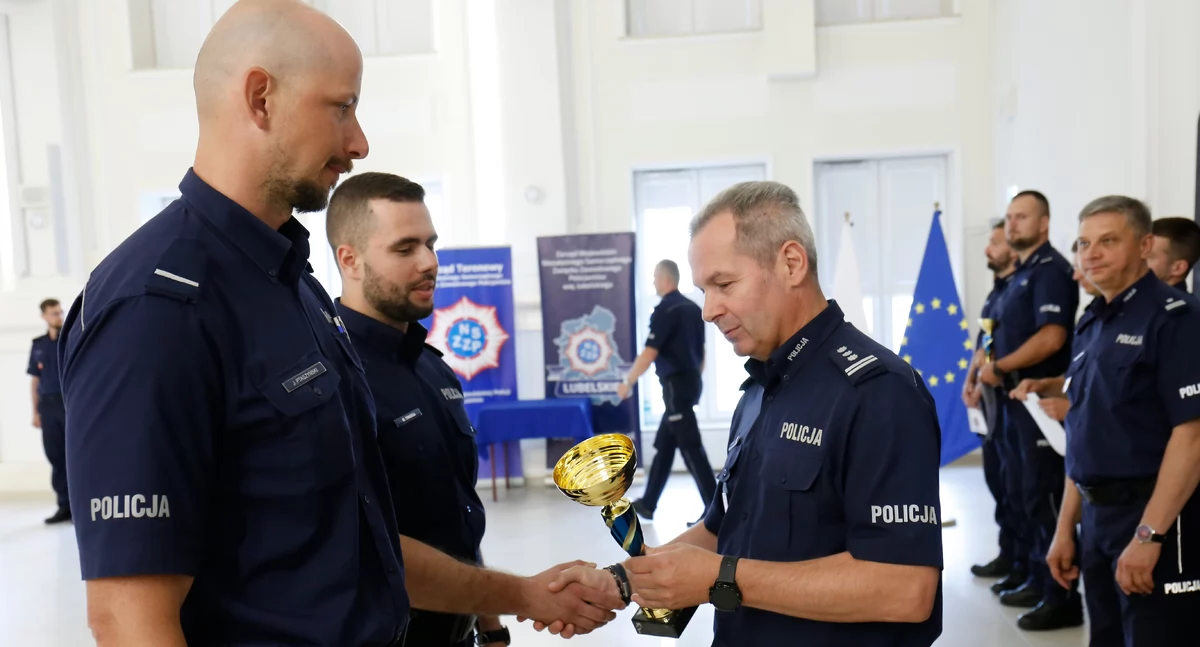 Policja, mieli sobie równych Policjanci Łukowa zdominowali wojewódzki turniej - zdjęcie, fotografia