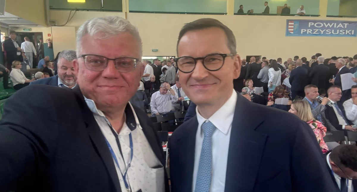 Polityka, Reprezentanci powiatu łukowskiego kluczowym Kongresie Ryszard Szczygieł Stanisław Gogacz centrum politycznych decyzji - zdjęcie, fotografia