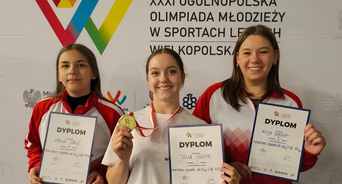 Sukcesy sportowe, Złoto dziewczyny podniosły poprzeczkę dosłownie! - zdjęcie, fotografia