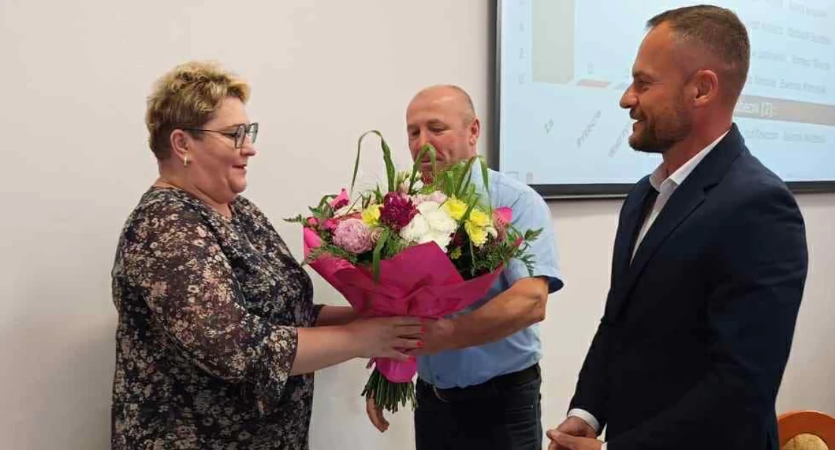 Polityka, Zielone światło wszystkich Radni jednego głosu sprzeciwu ocenili rekordowych inwestycji - zdjęcie, fotografia