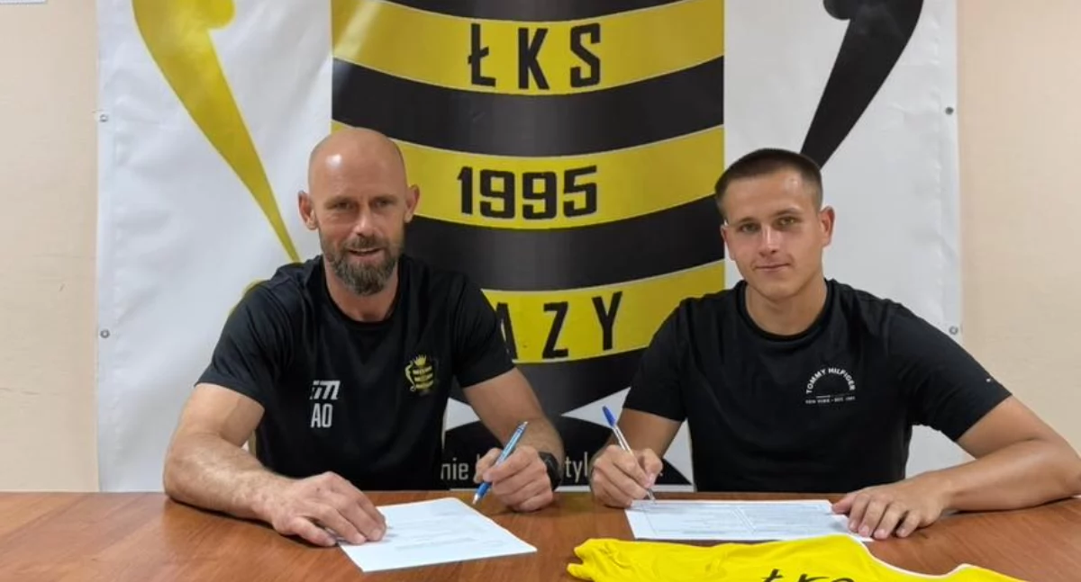 Sukcesy sportowe, Zameldował Łazach strzela Błyskawiczny start nowego nabytku - zdjęcie, fotografia