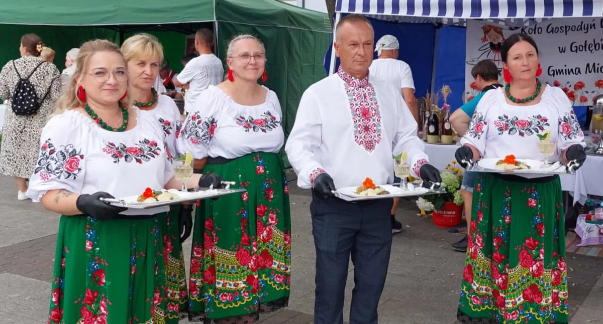 Konkursy, Więcej bitwa potężniejszy przepis „Sosenki” pokazały prawdziwy serce - zdjęcie, fotografia