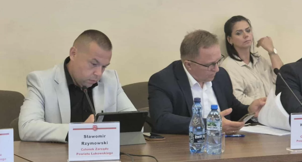 Polityka, Sławomir Rzymowski nowym wicestarostą łukowskim Krzysztof Woliński uzupełnia skład zarządu - zdjęcie, fotografia