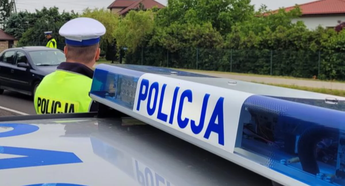 Wiadomości Partnera, GRĘZÓWKA KOLONIA Kolizja latka ukarana mandatem  - zdjęcie, fotografia