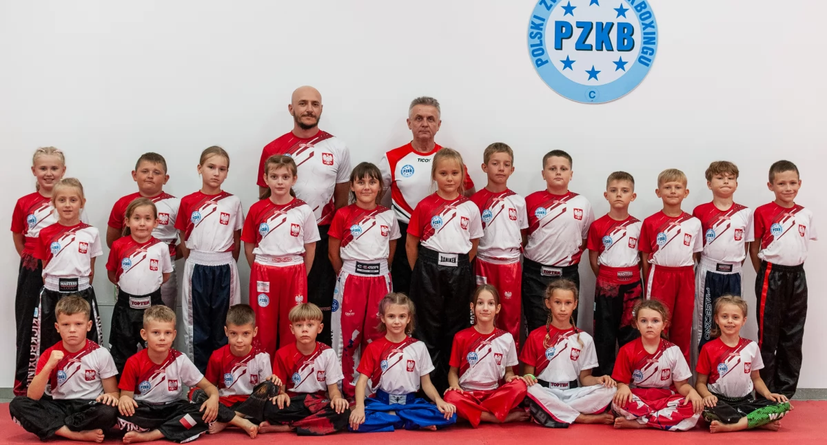 Sukcesy sportowe, Łuków celowniku Europy Młodzi Kickbokserzy kują formę przed wielkim wyzwaniem! - zdjęcie, fotografia