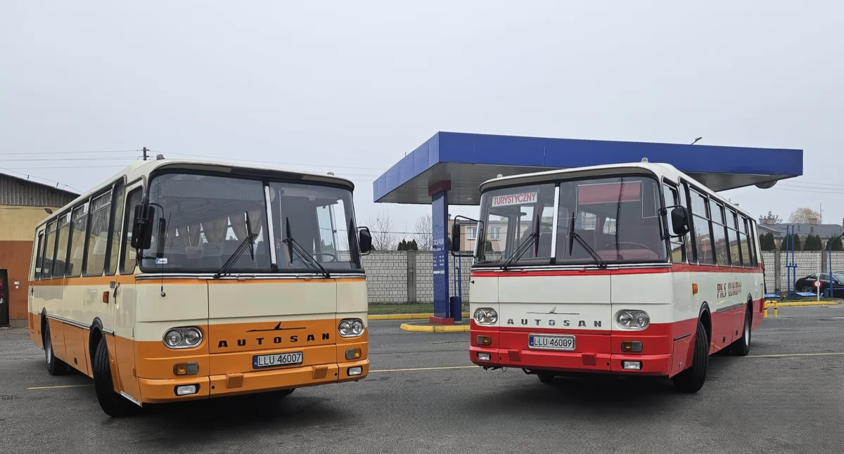Biznes , Legendy kołach Autosany spotkały Łukowie - zdjęcie, fotografia