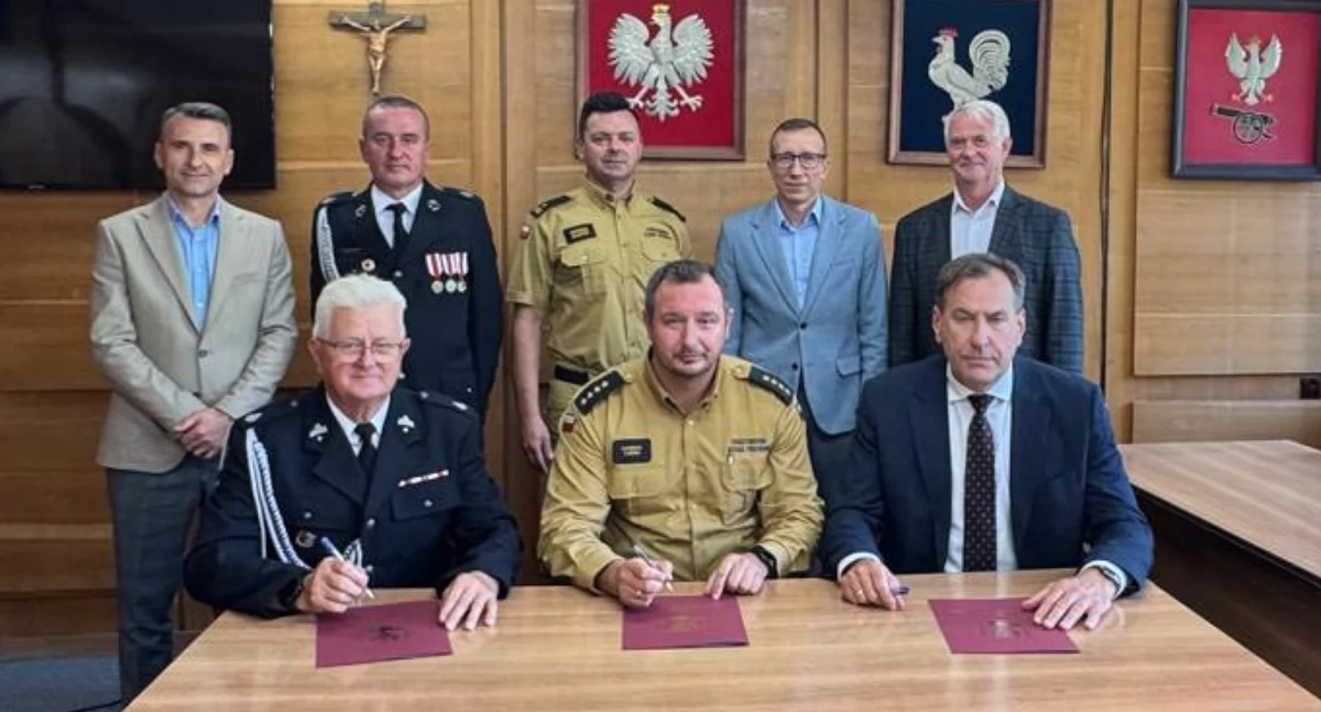 Straż Pożarna, Strażacka Elita rośnie siłę! Zgórznica wkracza oznacza Twojego bezpieczeństwa - zdjęcie, fotografia