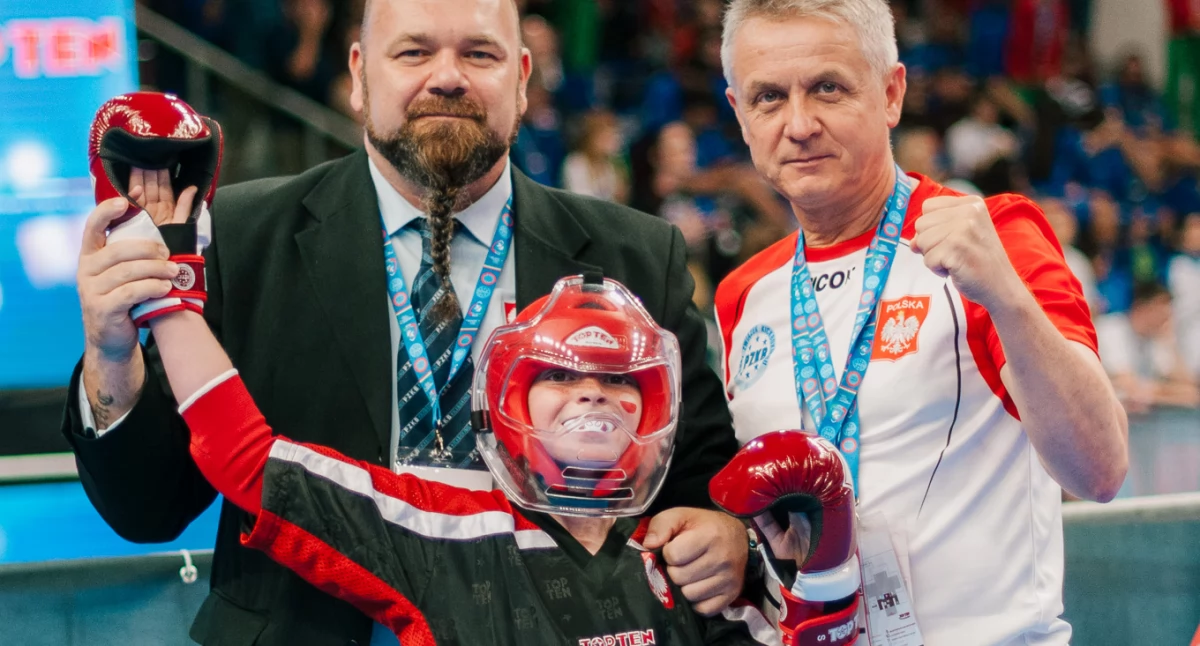 Wiadomości Sportowe, Korczyńska Łuków Mistrzynią Europy Pointfighting! - zdjęcie, fotografia