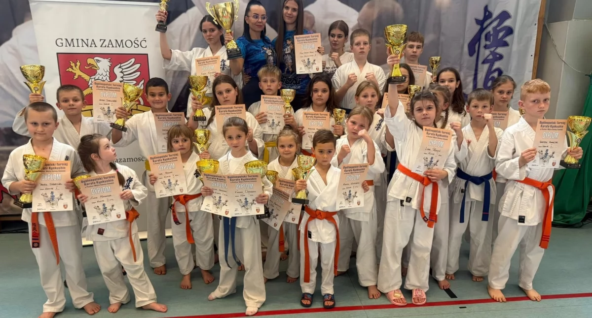 Sukcesy sportowe, Triumf karateków Powiatu Łukowskiego! medale Sensei Agnieszki Borek - zdjęcie, fotografia