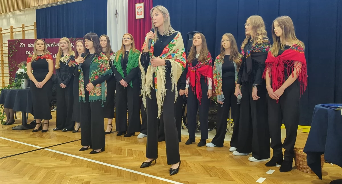 fot. IV Liceum Ogólnokształcące im. Jana Pawła II w Łukowie