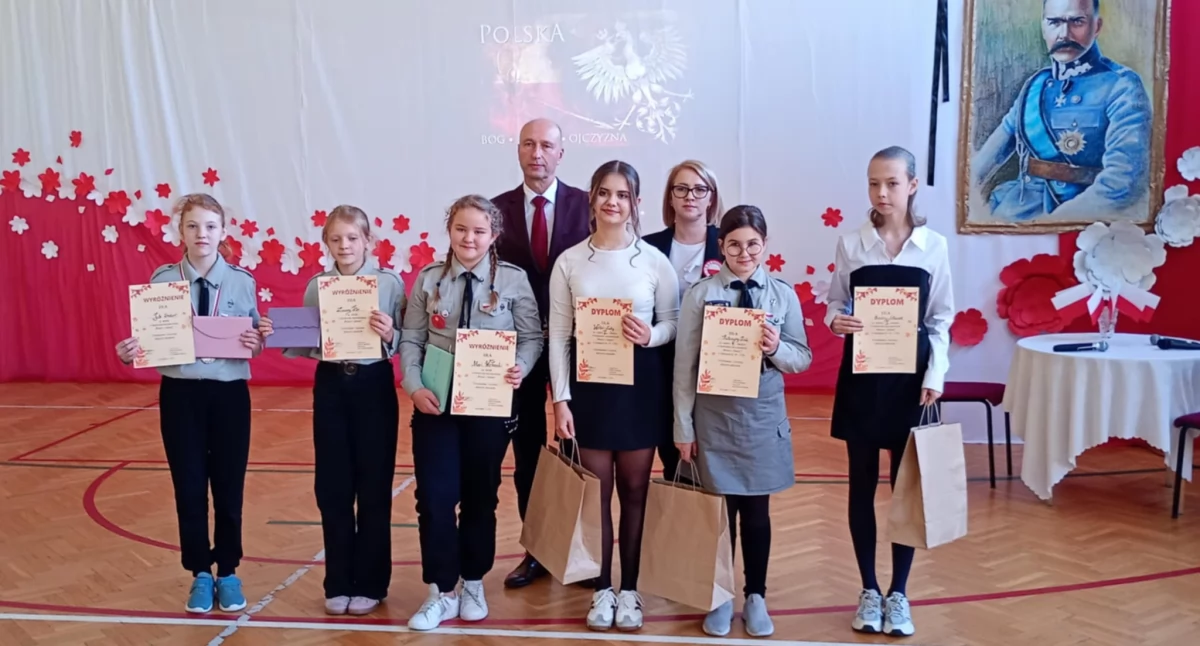 fot. Szkoła Podstawowa im. Jana Pawła II w Starych Kobiałkach